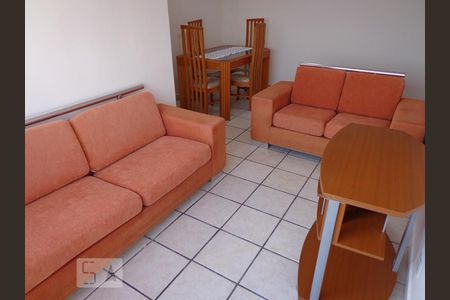 Sala de apartamento para alugar com 2 quartos, 57m² em Vila Firmiano Pinto, São Paulo