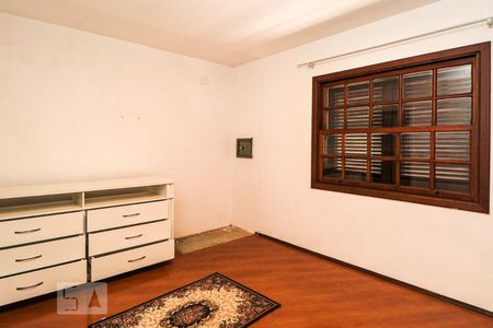 Casa à venda com 349m², 4 quartos e 2 vagasQuarto