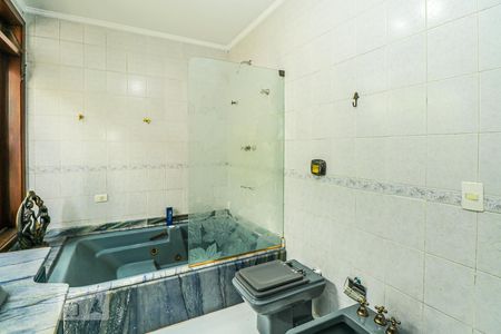 Casa à venda com 349m², 4 quartos e 2 vagasBanheiro