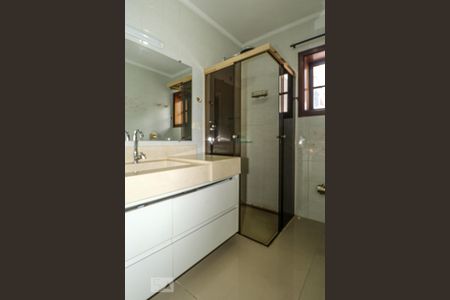 Casa à venda com 349m², 4 quartos e 2 vagasBanheiro