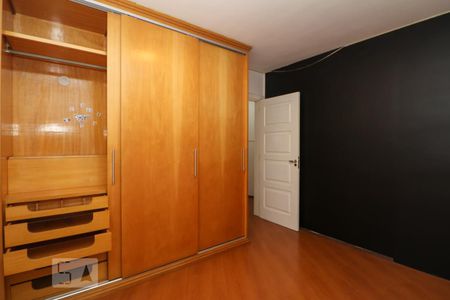 Casa à venda com 349m², 4 quartos e 2 vagasQuarto