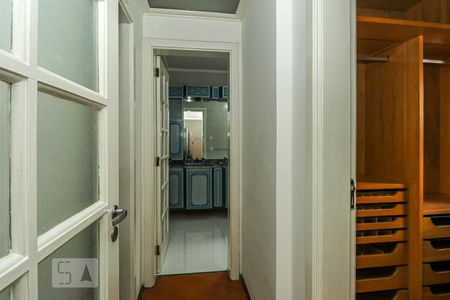 Casa à venda com 349m², 4 quartos e 2 vagasBanheiro