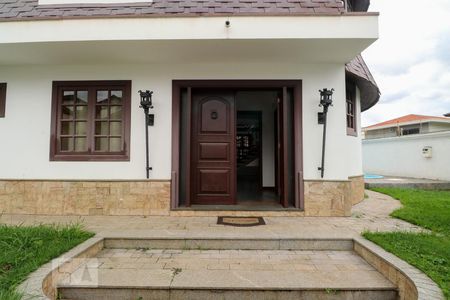 Casa à venda com 349m², 4 quartos e 2 vagasFachada