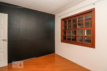 Casa à venda com 349m², 4 quartos e 2 vagasQuarto