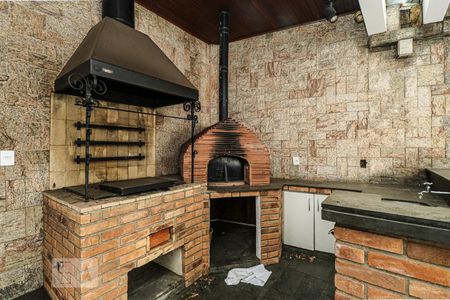 Casa à venda com 349m², 4 quartos e 2 vagasChurrasqueira