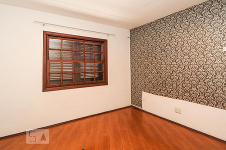 Casa à venda com 349m², 4 quartos e 2 vagasQuarto