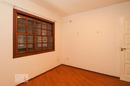 Casa à venda com 349m², 4 quartos e 2 vagasQuarto