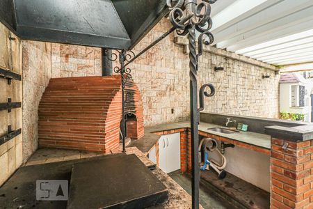 Casa à venda com 349m², 4 quartos e 2 vagasChurrasqueira