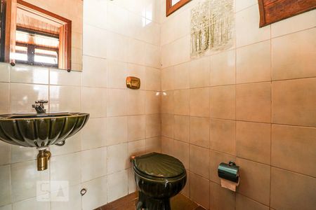 Casa à venda com 349m², 4 quartos e 2 vagasBanheiro