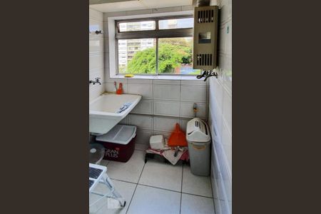 Apartamento à venda com 60m², 2 quartos e 1 vaga Apartamento à venda com 60m², 2 quartos e 1 vagaÁrea de Serviço