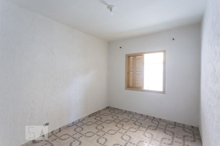 Casa à venda com 210m², 4 quartos e 2 vagas Casa à venda com 210m², 4 quartos e 2 vagasQuarto 4