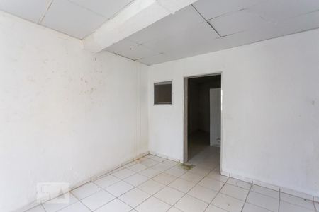 Casa à venda com 210m², 4 quartos e 2 vagas Casa à venda com 210m², 4 quartos e 2 vagasEdícula - Sala