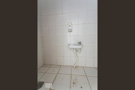 Casa à venda com 210m², 4 quartos e 2 vagas Casa à venda com 210m², 4 quartos e 2 vagasBanheiro de Serviço