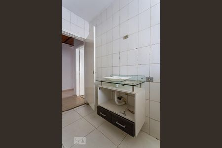 Casa à venda com 210m², 4 quartos e 2 vagas Casa à venda com 210m², 4 quartos e 2 vagasBanheiro