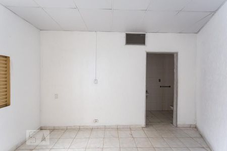 Casa à venda com 210m², 4 quartos e 2 vagas Casa à venda com 210m², 4 quartos e 2 vagasQuarto de Serviço