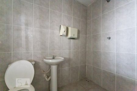 Casa à venda com 210m², 4 quartos e 2 vagas Casa à venda com 210m², 4 quartos e 2 vagasGaragem - Banheiro