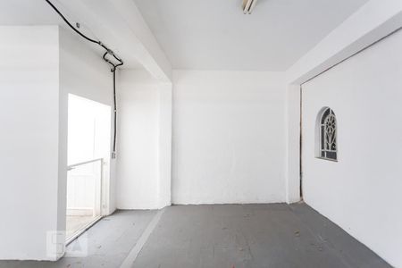 Casa à venda com 210m², 4 quartos e 2 vagas Casa à venda com 210m², 4 quartos e 2 vagasGaragem