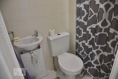 Apartamento para alugar com 321m², 5 quartos e 2 vagasBanheiro de Serviço