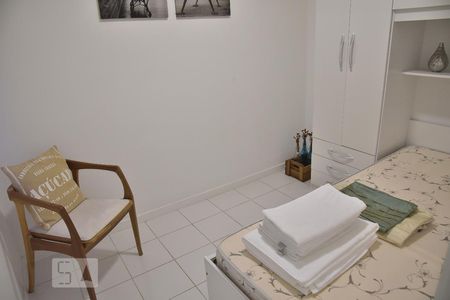 Apartamento para alugar com 321m², 5 quartos e 2 vagasQuarto de Serviço