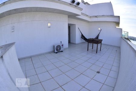 Apartamento para alugar com 321m², 5 quartos e 2 vagasCobertura