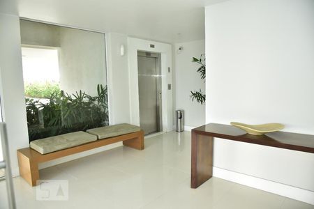 Apartamento para alugar com 321m², 5 quartos e 2 vagasHall de Entrada