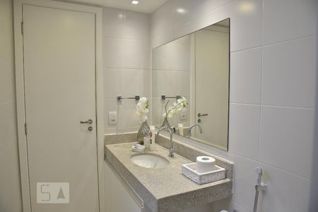 Apartamento para alugar com 321m², 5 quartos e 2 vagasBanheiro do Quarto 4