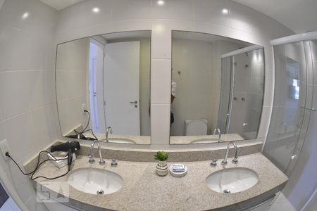 Apartamento para alugar com 321m², 5 quartos e 2 vagasBanheiro do Quarto 3