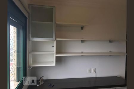 Apartamento para alugar com 3 quartos, 98m² em Alphaville Industrial, Barueri