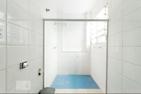 Banheiro de apartamento para alugar com 1 quarto, 75m² em Bela Vista, São Paulo