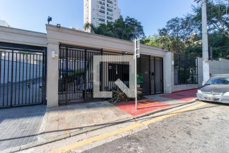 Apartamento à venda com 72m², 2 quartos e 1 vagaFachada e portaria