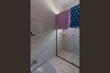 Casa para alugar com 120m², 3 quartos e 3 vagasBanheiro