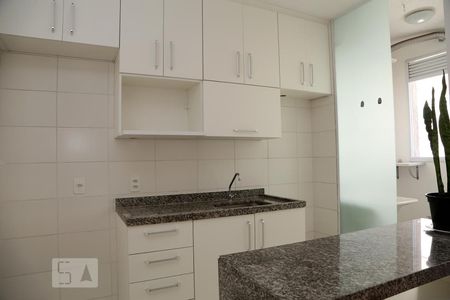 Cozinha de apartamento para alugar com 2 quartos, 50m² em Pirajussara, São Paulo
