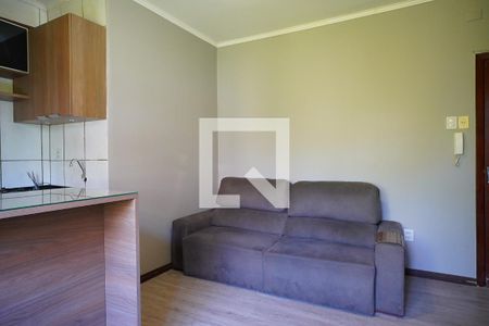 Sala e cozinha de apartamento para alugar com 1 quarto, 33m² em Bom Fim, Porto Alegre