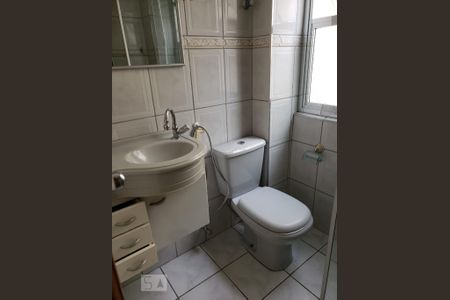 Banheiro de apartamento à venda com 1 quarto, 49m² em Vila Ester (zona Norte), São Paulo
