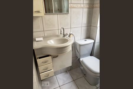 Banheiro de apartamento à venda com 1 quarto, 49m² em Vila Ester (zona Norte), São Paulo