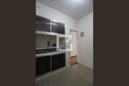 Apartamento à venda com 60m², 2 quartos e sem vaga Apartamento à venda com 60m², 2 quartos e sem vagaCozinha e Área de Serviço