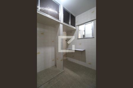 Apartamento à venda com 60m², 2 quartos e sem vaga Apartamento à venda com 60m², 2 quartos e sem vagaCozinha e Área de Serviço