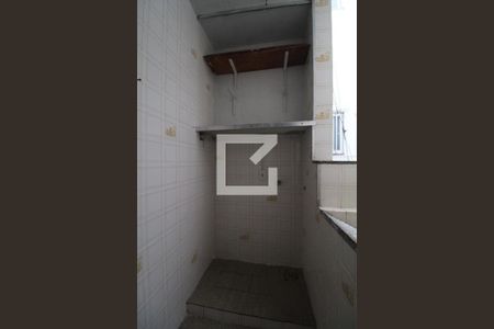 Apartamento à venda com 60m², 2 quartos e sem vaga Apartamento à venda com 60m², 2 quartos e sem vagaCozinha e Área de Serviço