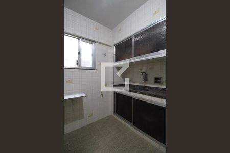 Apartamento à venda com 60m², 2 quartos e sem vaga Apartamento à venda com 60m², 2 quartos e sem vagaCozinha e Área de Serviço