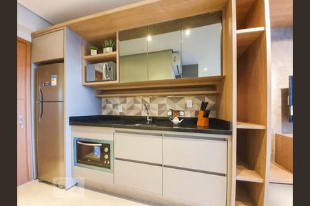 Cozinha de kitnet/studio para alugar com 1 quarto, 34m² em Centro, Osasco