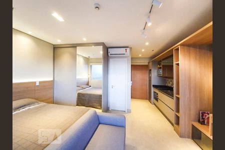 Quarto de kitnet/studio para alugar com 1 quarto, 34m² em Centro, Osasco