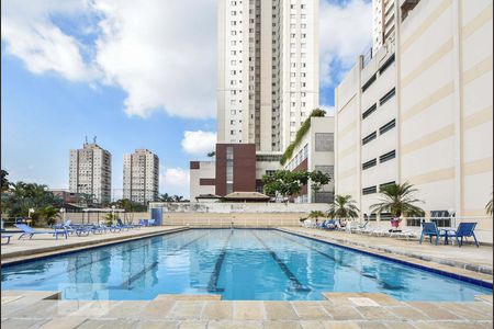 Apartamento à venda com 70m², 3 quartos e 2 vagasPiscina