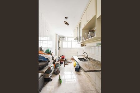 Apartamento à venda com 70m², 3 quartos e 2 vagasCozinha