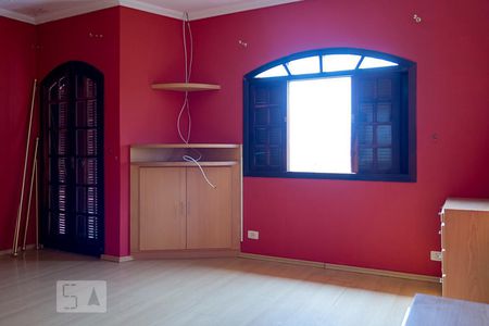Suite de casa à venda com 3 quartos, 200m² em Sítio da Figueira, São Paulo