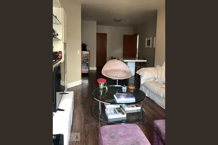 Sala de apartamento à venda com 4 quartos, 126m² em Perdizes, São Paulo