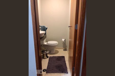 Apartamento à venda com 126m², 4 quartos e 2 vagasLavabo