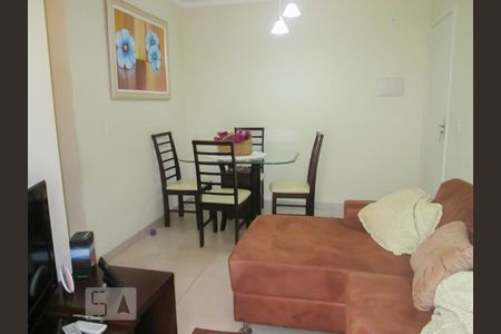 Apartamento para alugar com 47m², 2 quartos e 1 vagaSala