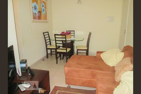 Apartamento para alugar com 47m², 2 quartos e 1 vagaSala