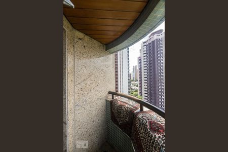 Apartamento à venda com 378m², 4 quartos e 5 vagasVaranda Suite 4