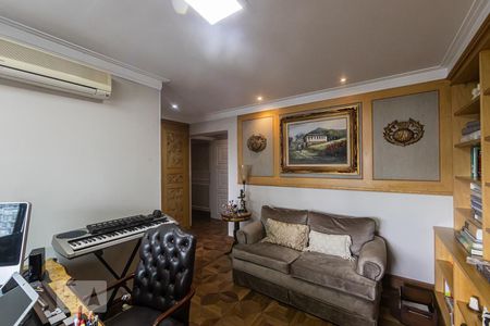 Apartamento à venda com 378m², 4 quartos e 5 vagasSuite 3